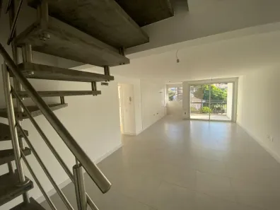 Apartamento com 3 Quartos para alugar, 123m² no João Paulo, Florianópolis