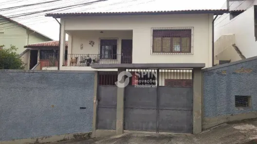 Casa com 6 Quartos à venda, 219m² no Icaraí, Niterói
