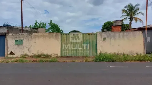 Lote/Terreno com 1 Quarto à venda, 360m² no Aclimação, Uberlândia