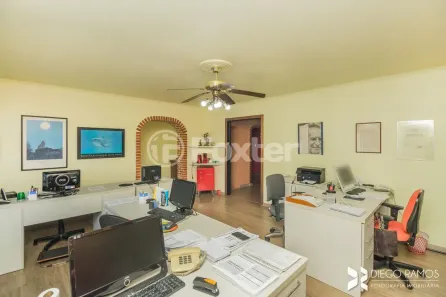 Casa com 6 Quartos à venda, 550m² no Menino Deus, Porto Alegre