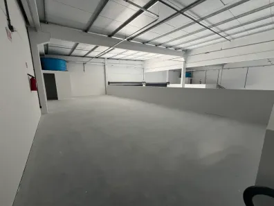 Galpão/Depósito/Armazém para alugar, 570m² no Nova Esperança, Balneário Camboriú