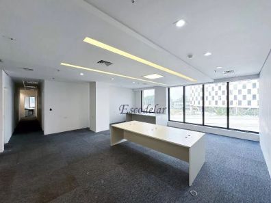 Sala Comercial à venda, 360m² no Dezoito do Forte Empresarial/Alphaville., Barueri