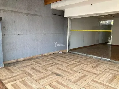 Casa com 2 Quartos para alugar, 180m² no Vila Gilda, Santo André