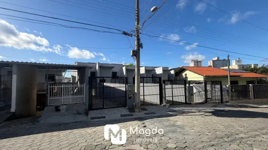 Sobrado com 3 Quartos à venda, 130m² no Velha, Blumenau
