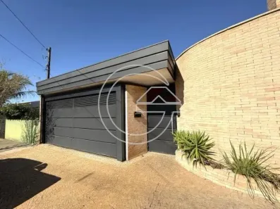 Casa com 3 Quartos à venda, 250m² no Centro, Marília