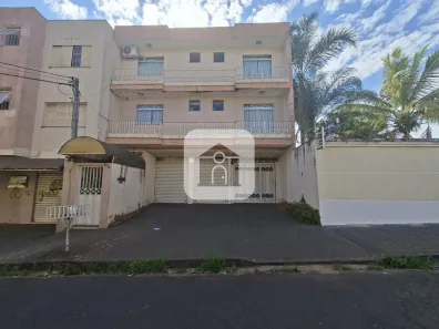 Apartamento com 3 Quartos para alugar, 60m² no Martins, Uberlândia