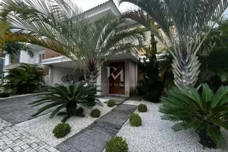 Casa de Condomínio com 4 Quartos à venda, 360m² no Rio Tavares, Florianópolis