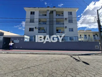 Apartamento com 2 Quartos para alugar, 44m² no Forquilhas, São José