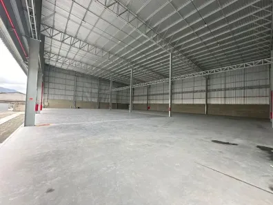 Galpão/Depósito/Armazém para alugar, 1800m² no Civit II, Serra