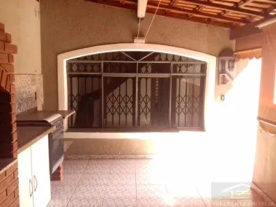 Sobrado com 2 Quartos para alugar, 350m² no Vila Bertioga, São Paulo