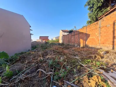 Lote/Terreno à venda, 400m² no Jardim Recanto dos Pássaros II, Valinhos