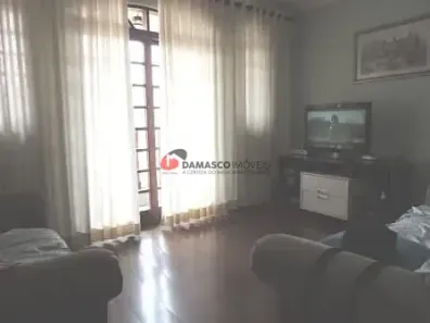Sobrado com 3 Quartos para alugar, 246m² no Vila Palmares, Santo André