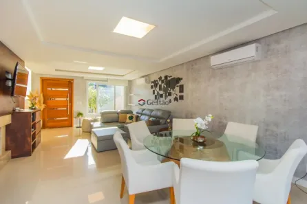 Sobrado com 3 Quartos à venda, 223m² no Marechal Rondon, Canoas