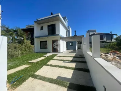 Casa com 3 Quartos à venda, 140m² no Praia da Barra, Garopaba