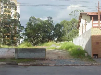 Lote/Terreno à venda, 650m² no Parque dos Príncipes, São Paulo