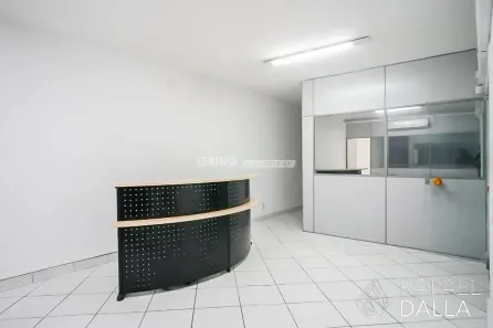 Sala Comercial com 3 Quartos à venda, 157m² no Centro Histórico, Porto Alegre