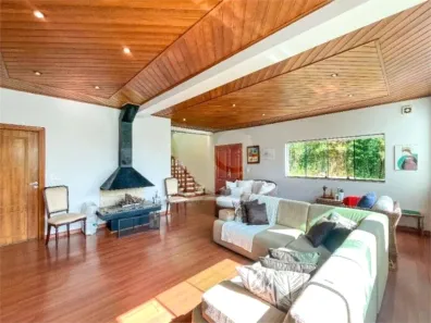 Casa de Condomínio com 5 Quartos à venda, 500m² no Caraguatá, Mairiporã