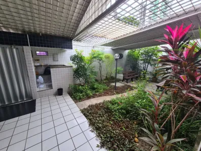 Ponto Comercial com 10 Quartos à venda, 284m² no Casa Forte, Recife