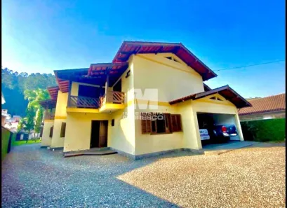 Casa com 5 Quartos à venda, 350m² no São Pedro, Brusque