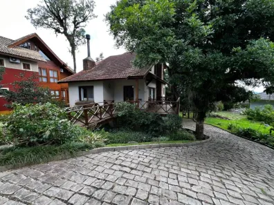 Casa com 4 Quartos à venda, 229m² no Mato Queimado, Gramado