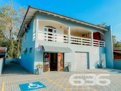 Sobrado com 4 Quartos à venda, 264m² no Nova Brasília, Joinville