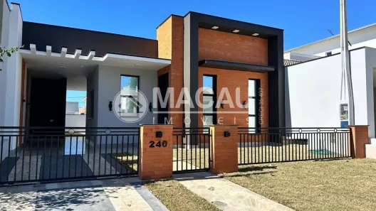 Casa de Condomínio com 3 Quartos à venda, 250m² no Jd. Nova Cachoeira, Cachoeira Paulista