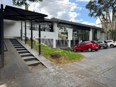 Imóvel Comercial com 4 Quartos para alugar, 535m² no Jardim das Paineiras, Campinas