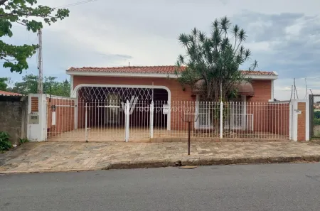 Sobrado com 5 Quartos à venda, 280m² no Vila Nogueira, Campinas