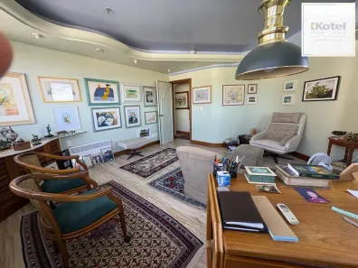 Sala Comercial com 2 Quartos à venda, 40m² no Três Figueiras, Porto Alegre
