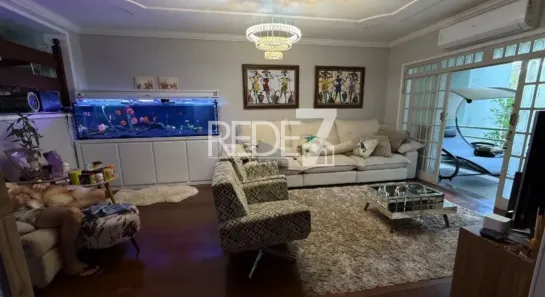 Sobrado com 3 Quartos para venda ou aluguel, 330m² no Jardim do Vovô, Campinas