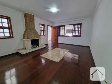 Casa com 3 Quartos à venda, 200m² no Jardim das Vertentes, São Paulo