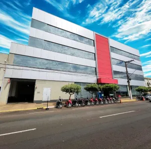 Sala Comercial para alugar, 1400m² no Centro, Rondonópolis