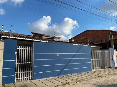Casa com 5 Quartos à venda, 250m² no Queimadinha, Feira de Santana