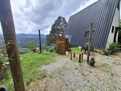 Casa com 2 Quartos à venda, 4000m² no Fazenda Suiça, Teresópolis