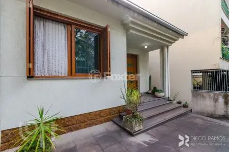 Sobrado com 3 Quartos à venda, 250m² no Auxiliadora, Porto Alegre