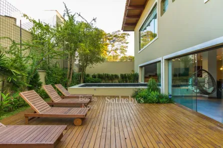 Casa com 5 Quartos à venda, 645m² no Jardim Everest, São Paulo