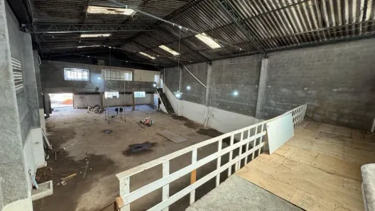 Casa com 1 Quarto para alugar, 1000m² no Vila Amália (Zona Norte), São Paulo