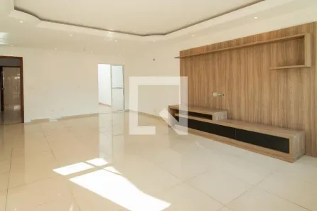 Casa com 3 Quartos à venda, 252m² no Taboão, São Bernardo do Campo