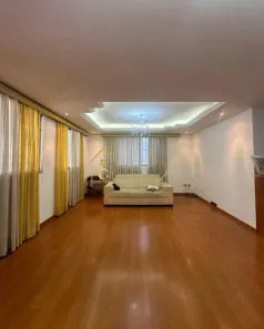 Casa com 4 Quartos à venda, 300m² no Centro, Contagem