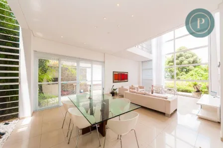 Casa com 1 Quarto para alugar, 191m² no Vista Alegre, Curitiba
