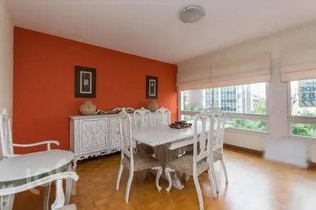 Apartamento com 4 Quartos à venda, 167m² no Moinhos de Vento, Porto Alegre