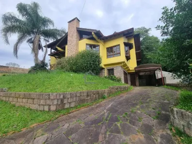 Casa de Condomínio com 5 Quartos para alugar, 375m² no Krahe, Viamão