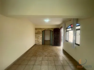 Casa com 3 Quartos para alugar, 360m² no Siderúrgico, Conselheiro Lafaiete