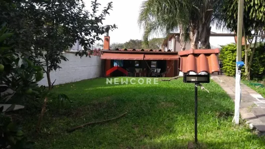 Casa com 4 Quartos à venda, 350m² no Espírito Santo, Porto Alegre