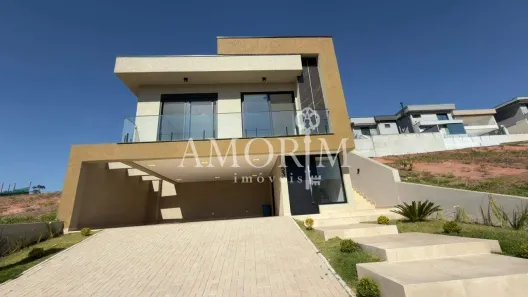 Casa de Condomínio com 3 Quartos à venda, 234m² no Sítio do Morro, Santana de Parnaíba