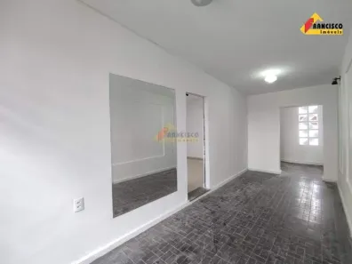 Casa com 3 Quartos para alugar, 90m² no Esplanada, Divinópolis