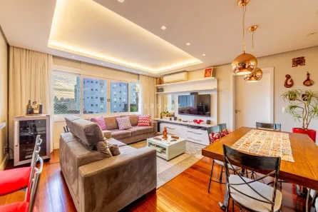 Apartamento com 3 Quartos para alugar, 99m² no Petrópolis, Porto Alegre