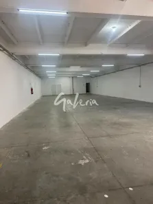 Galpão/Depósito/Armazém para alugar, 800m² no Santo Antônio, São Caetano do Sul