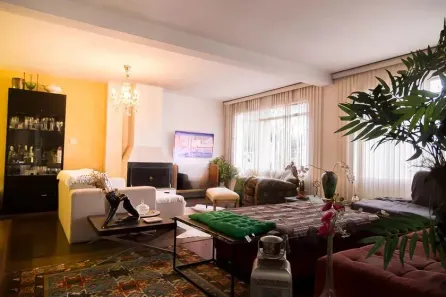 Casa com 6 Quartos à venda, 290m² no Vila do Encontro, São Paulo