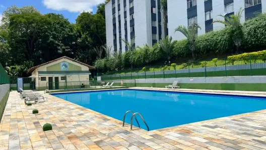 Apartamento com 2 Quartos à venda, 52m² no Jardim Caiapiá, Cotia
